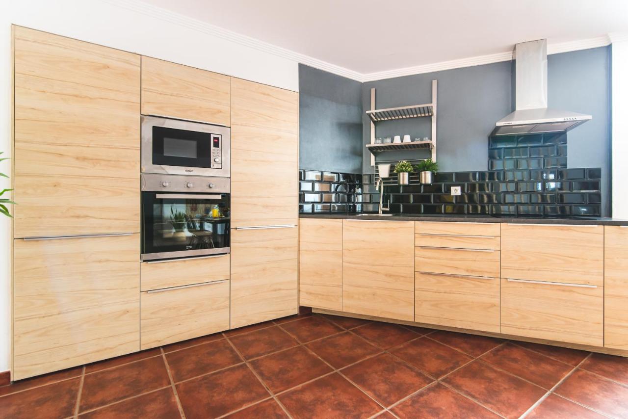 Home2Book Stylish Apartment Arinaga Beach ภายนอก รูปภาพ