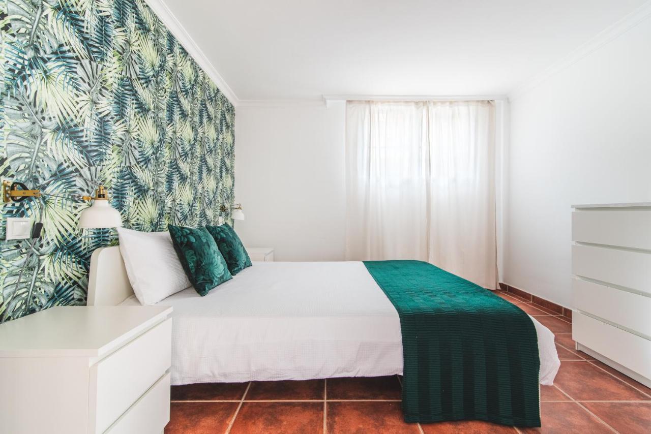 Home2Book Stylish Apartment Arinaga Beach ภายนอก รูปภาพ